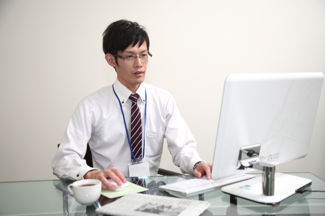 仕事の人間関係が疲れる